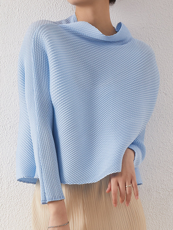 Well Tailored T-Shirt with a Graceful Silhouette