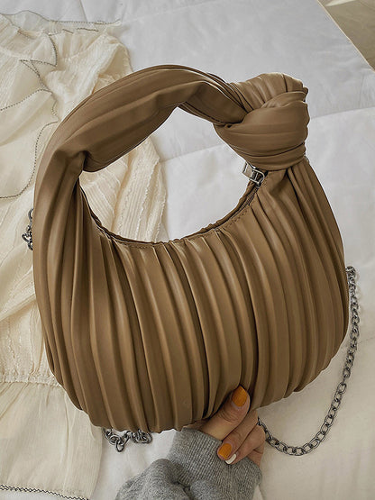 Gracefully Styled Bag for Any Occasion