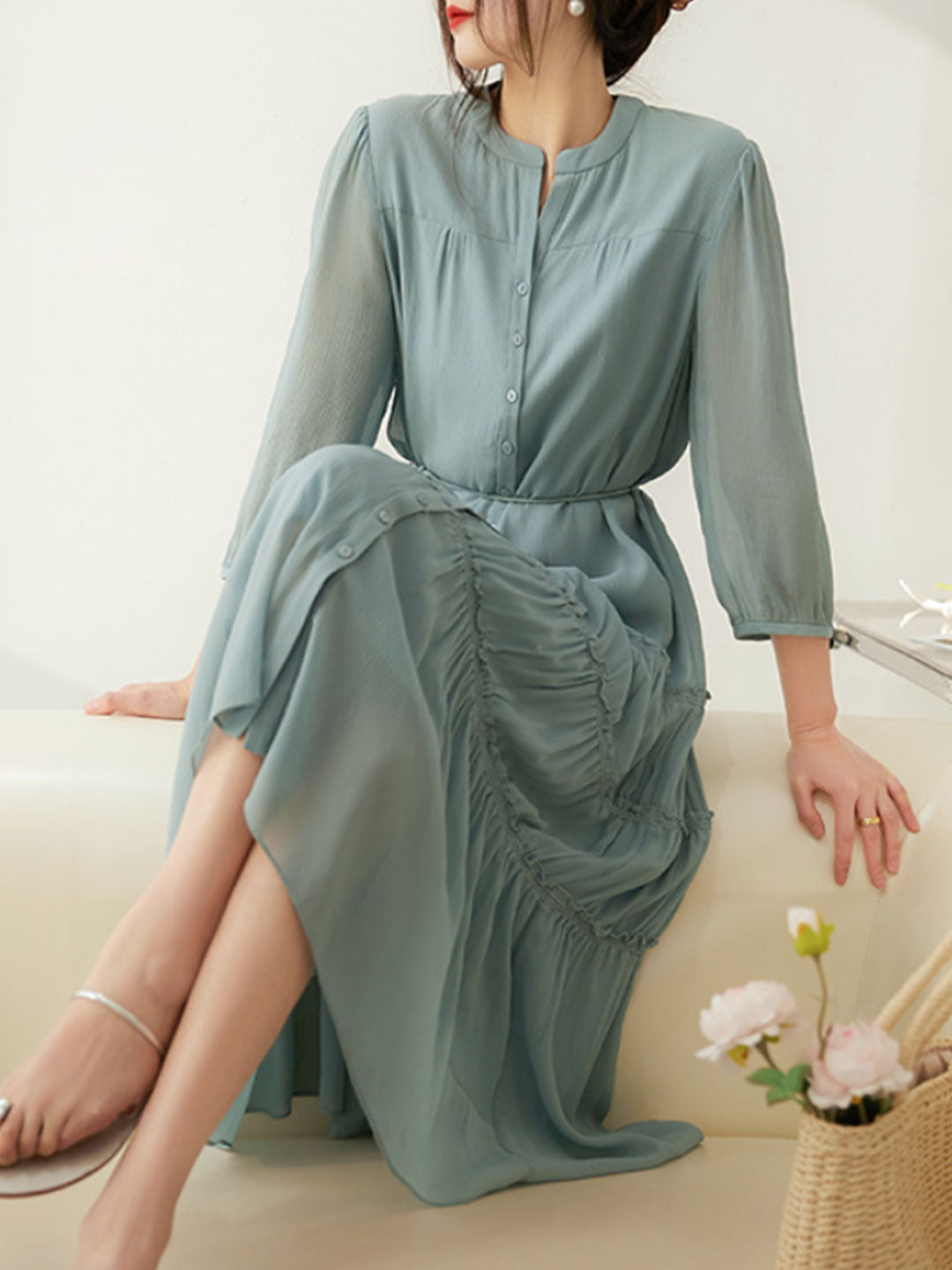 Classic Vintage & Enduringly Stylish Dress