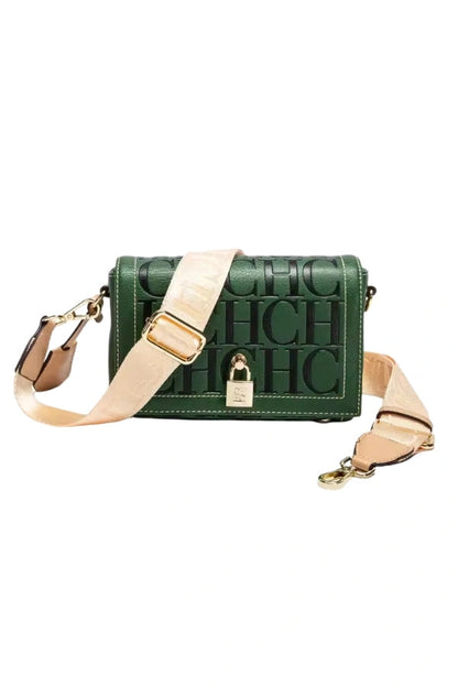 Elegantly Styled Bag for Everyday Wear