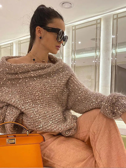 Well Tailored Sweater with a Graceful Silhouette
