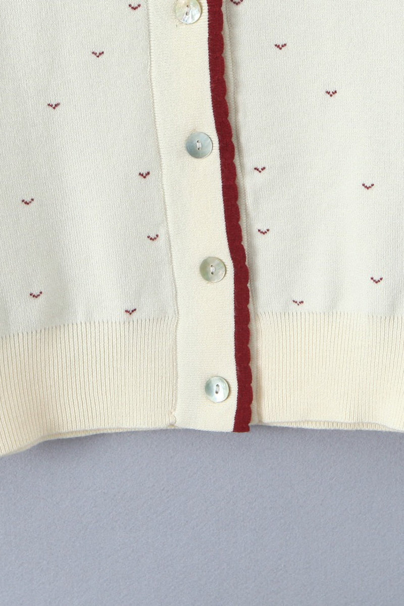 Well Tailored Cardigan with a Graceful Silhouette