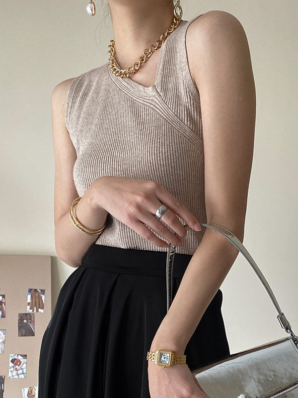 Beautifully Crafted Top in a Classic Style