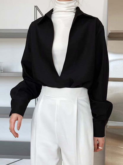 Classic Vintage Blouse with a Flattering Fit