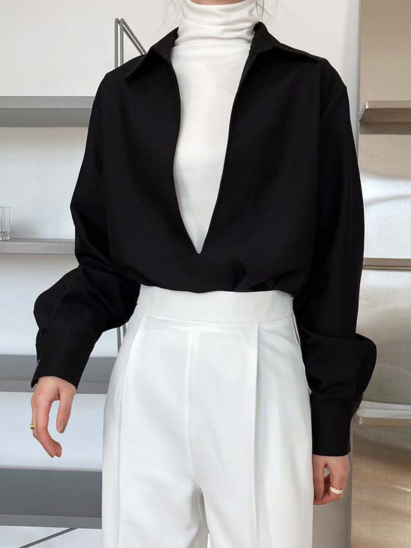 Classic Vintage Blouse with a Flattering Fit