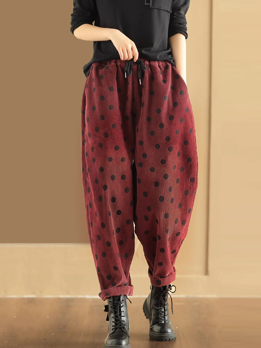 Well Tailored Pants with a Graceful Silhouette