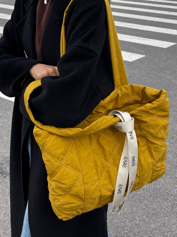 Beautifully Crafted Bag in a Classic Style