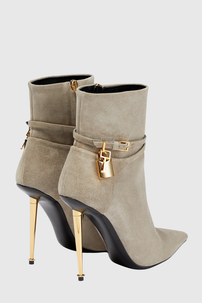 Sophisticated Boots with a Clean Classic Look