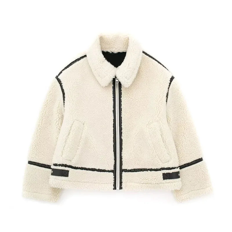 Elegantly Styled Coat for Everyday Wear