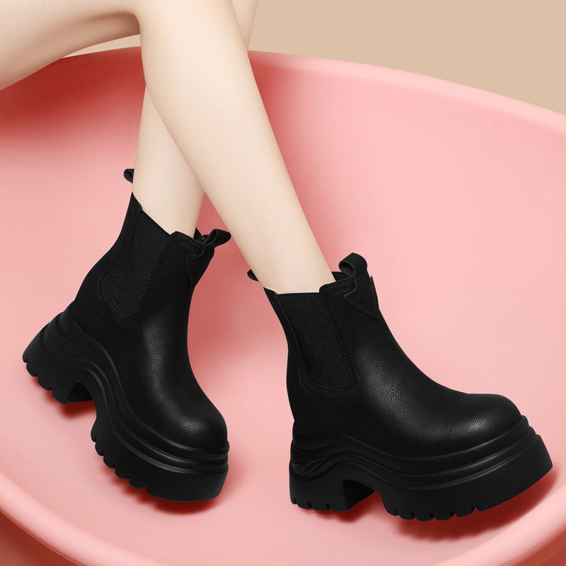 Classic Vintage Boots with a Flattering Fit