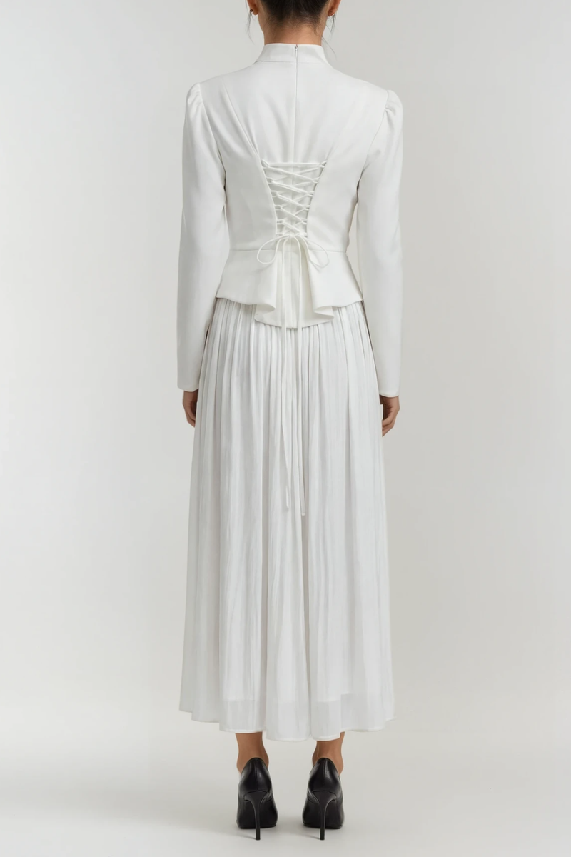 Well Tailored Garment with a Graceful Silhouette