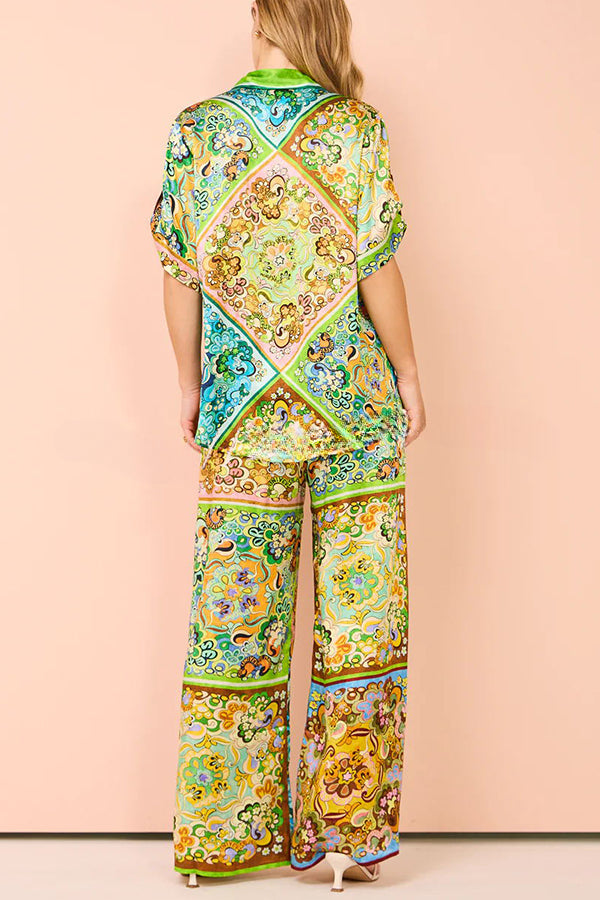 Classic Vintage & Enduringly Stylish Blouse