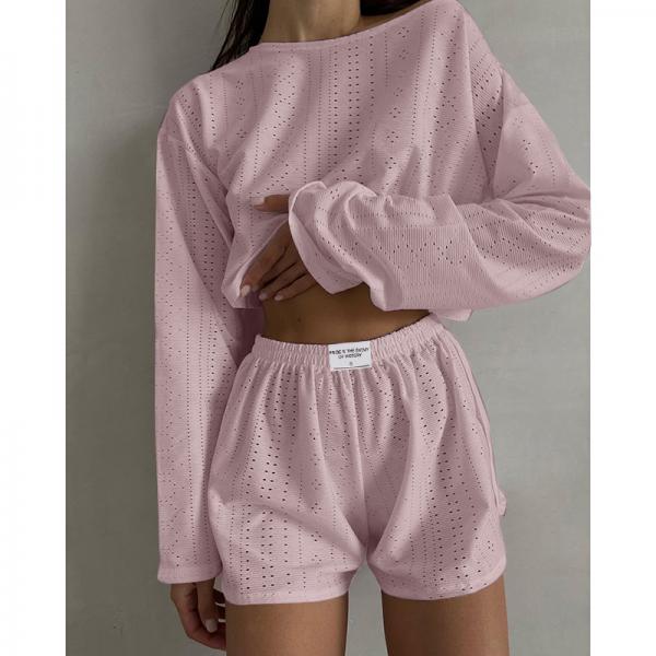 Beautifully Finished Pullover in a Timeless Design