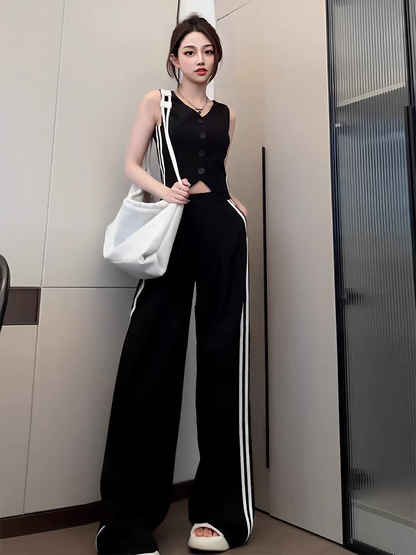 Vintage Inspired Pants with a Contemporary Edge