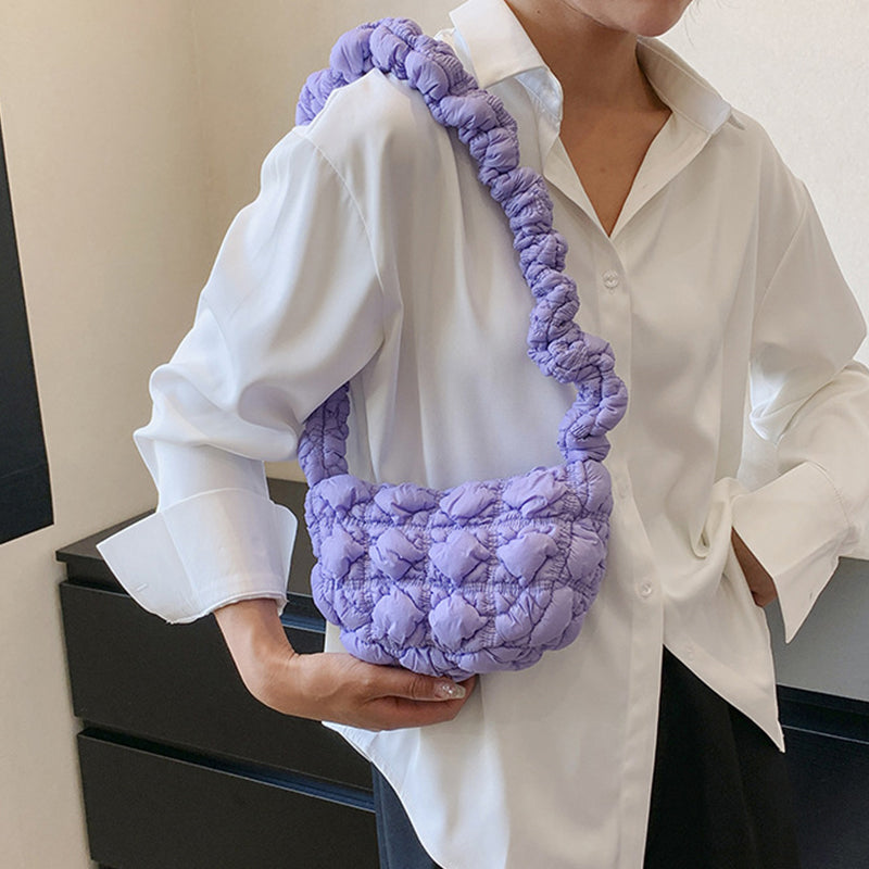 Gracefully Styled Bag for Any Occasion
