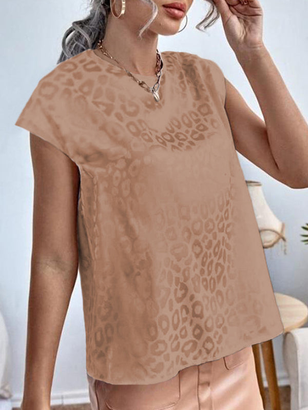 Elegantly Styled T-Shirt for Everyday Wear