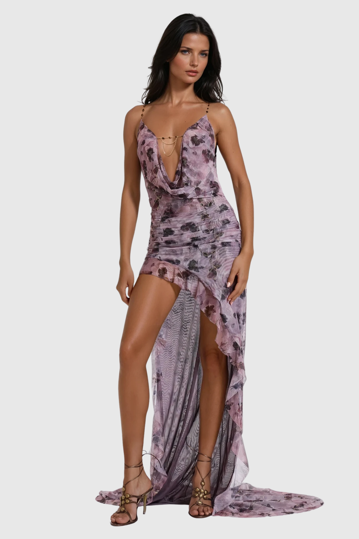 Well Tailored Dress with a Graceful Silhouette