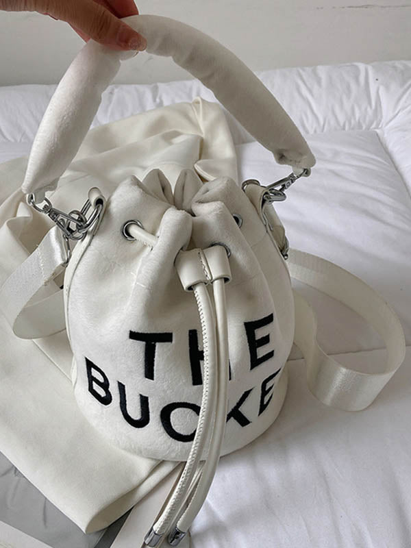Well Tailored Bag with a Graceful Silhouette