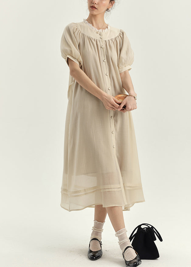 Beautifully Finished Dress in a Timeless Design