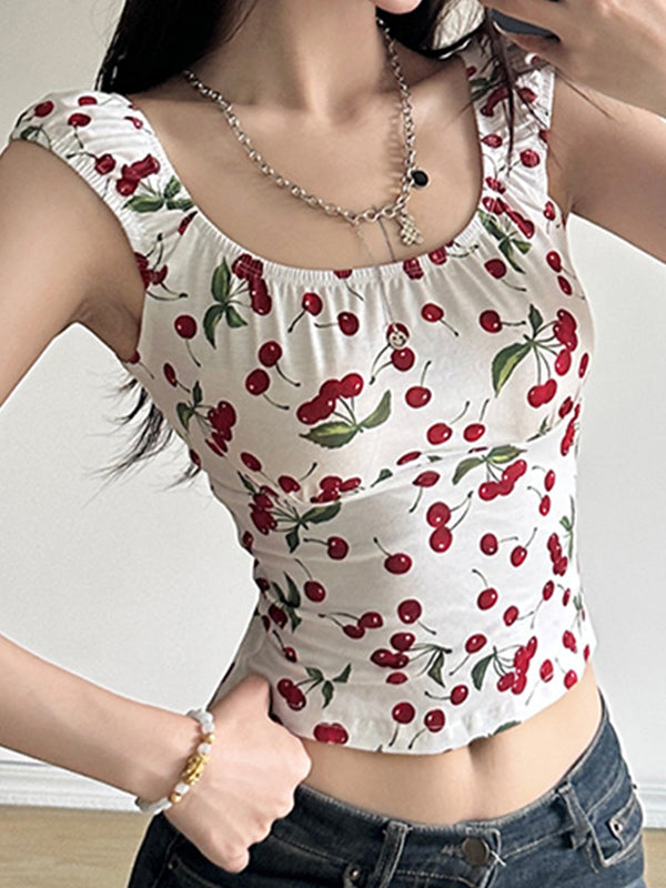 Well Tailored Top with a Graceful Silhouette