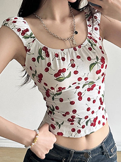Well Tailored Top with a Graceful Silhouette