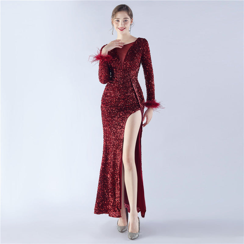 Beautifully Crafted Dress in a Classic Style