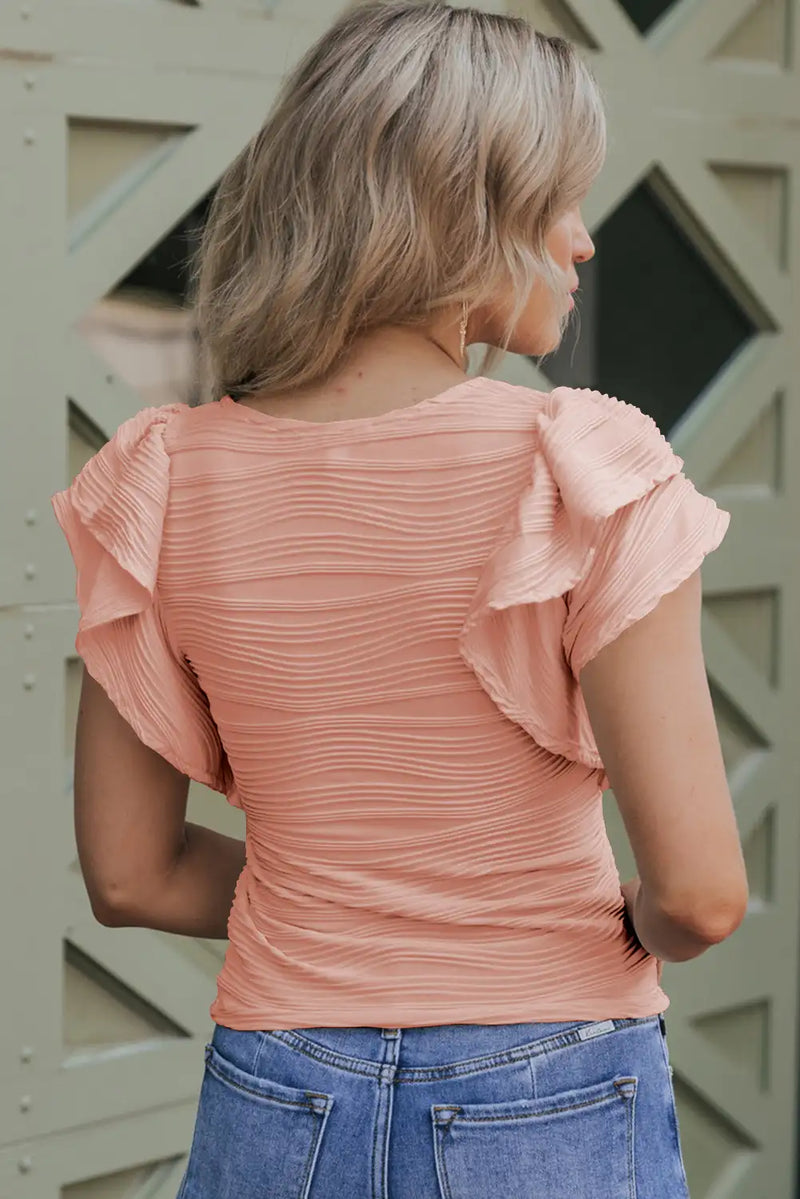 Well Tailored Top with a Graceful Silhouette