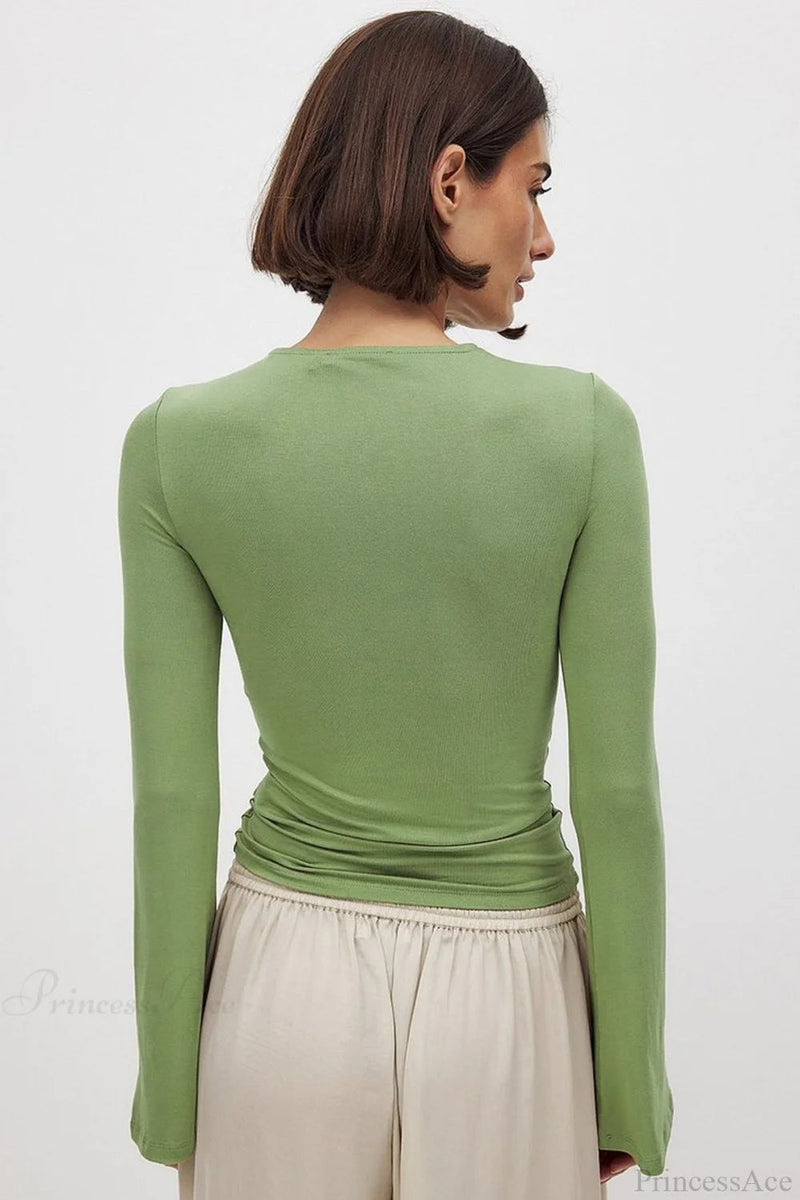Effortlessly Elegant Garment with a Timeless Design
