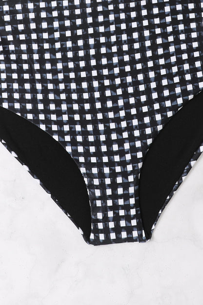 Polished Bikini with an Effortless Classic Look