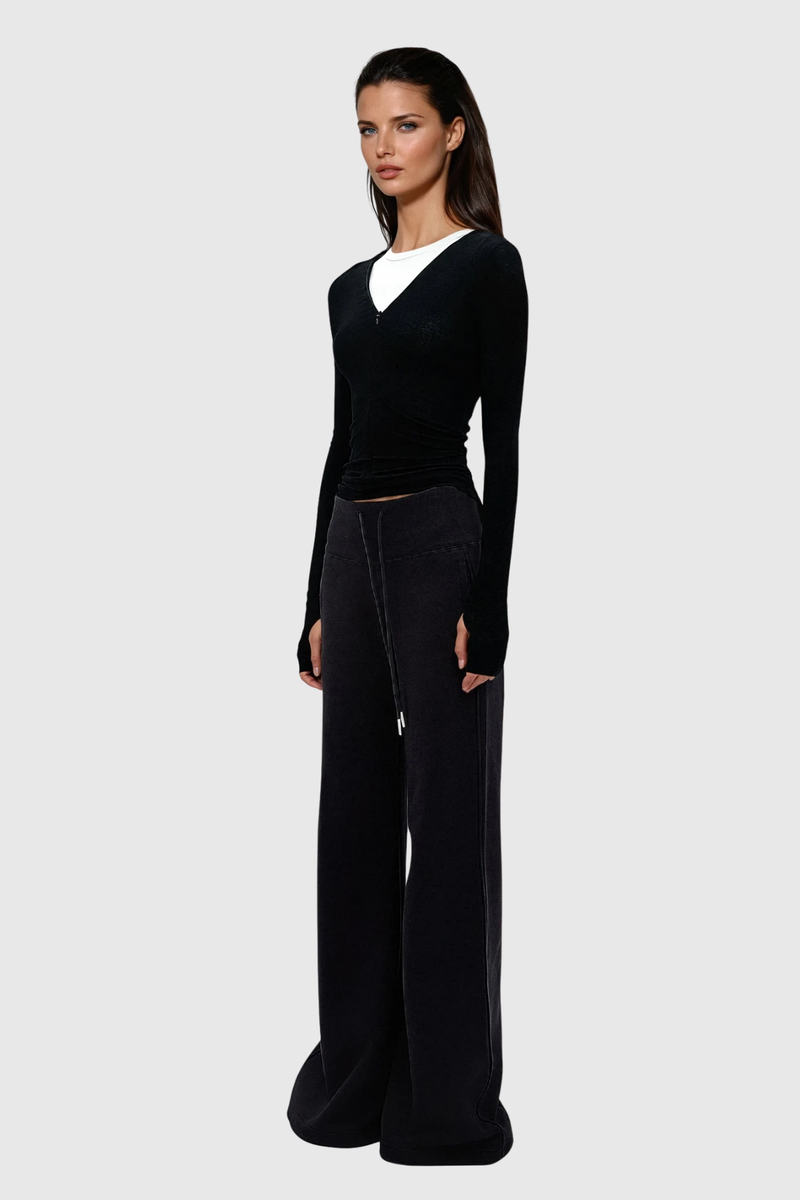 Classic Vintage Pants with a Flattering Fit