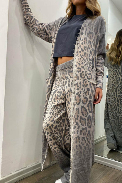Sophisticated Cardigan with a Clean Classic Look