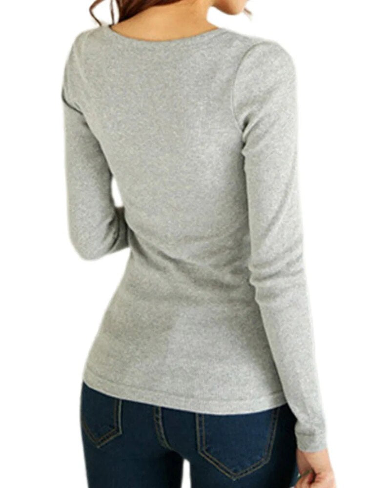 Effortlessly Elegant T-Shirt with a Timeless Design