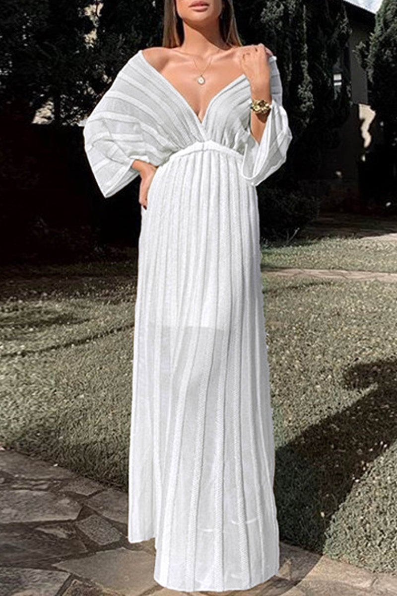 Sophisticated Dress with a Clean Classic Look