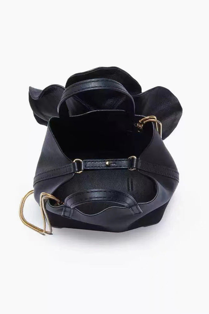 Beautifully Crafted Bag in a Classic Style