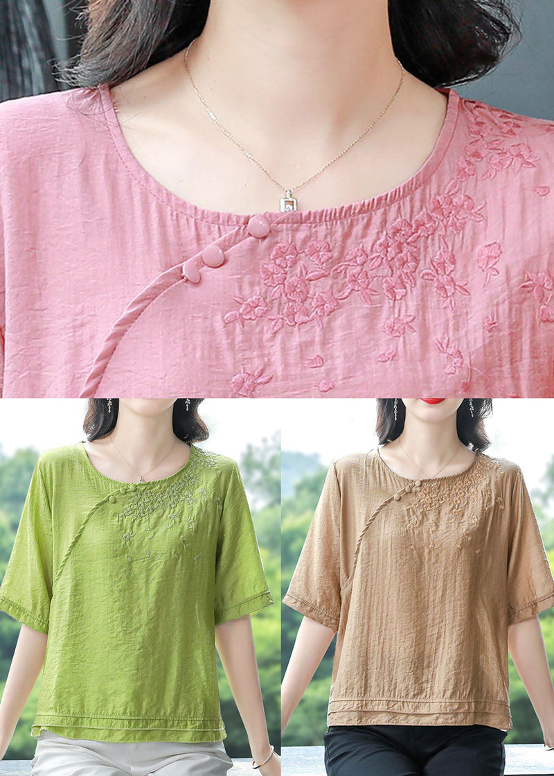A Vintage Style Blouse with Delicate Timeless Details