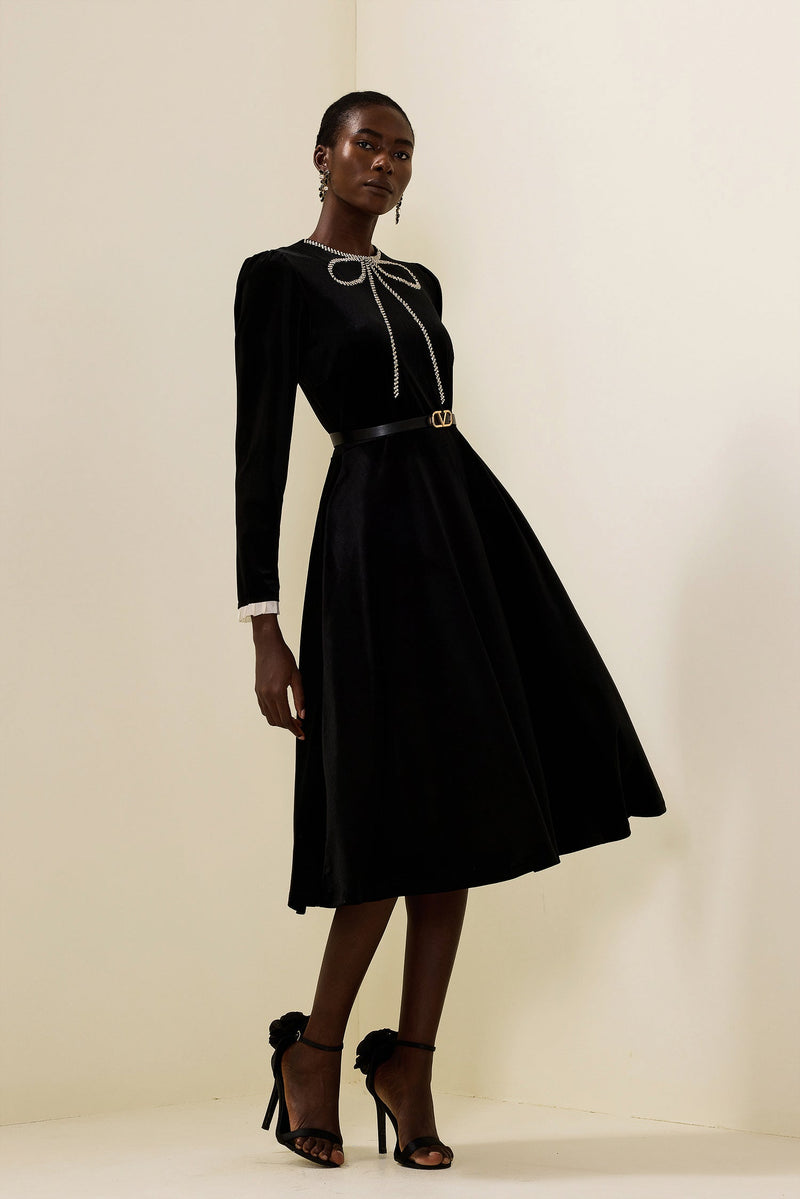 Beautifully Crafted Dress in a Classic Style