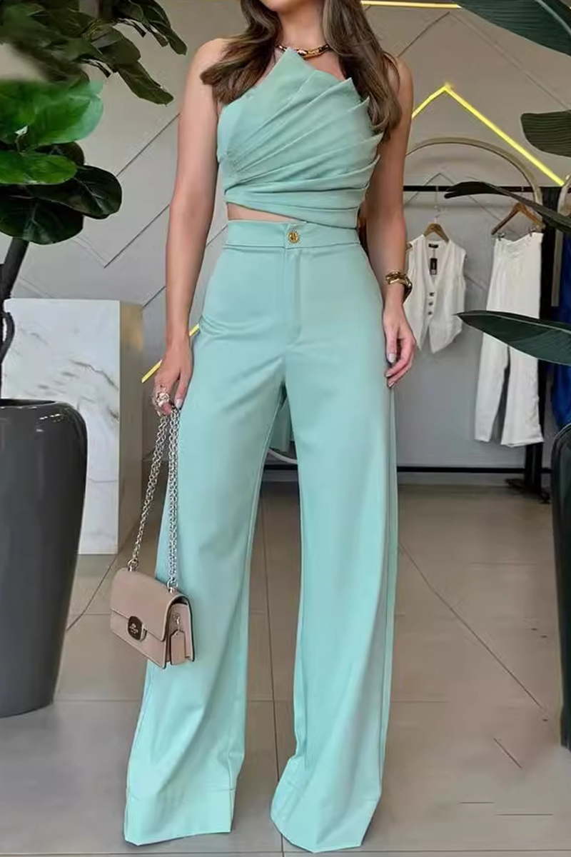 Well Tailored Garment with a Graceful Silhouette