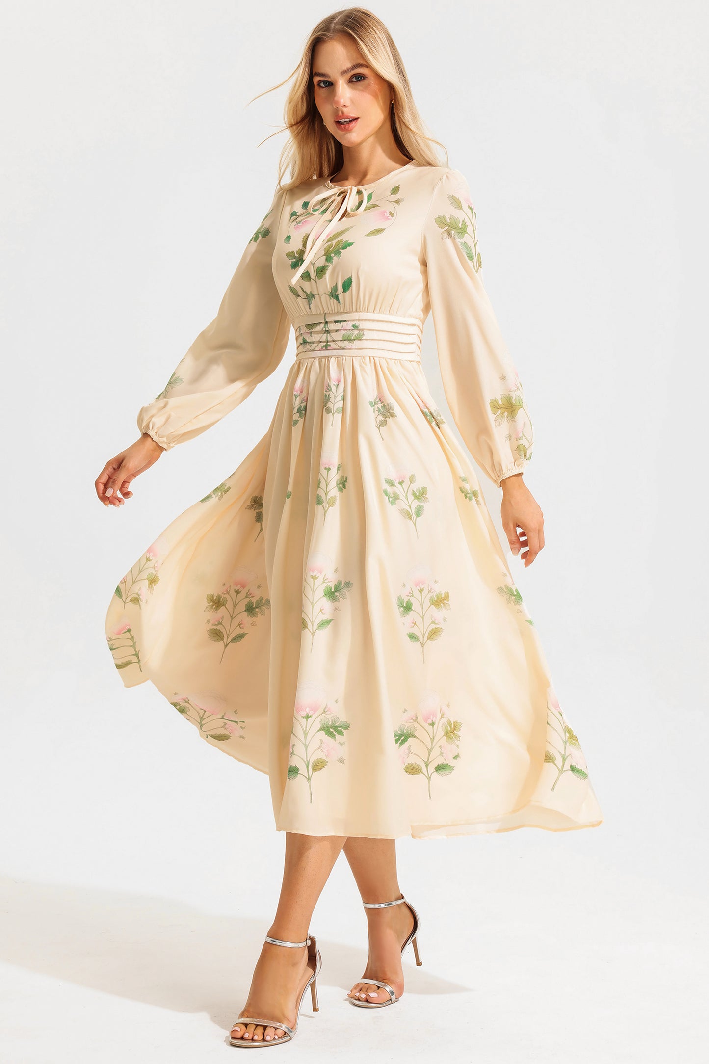 Beautifully Crafted Dress in a Classic Style