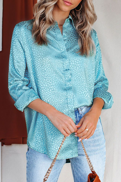 Beautifully Finished Top in a Timeless Design