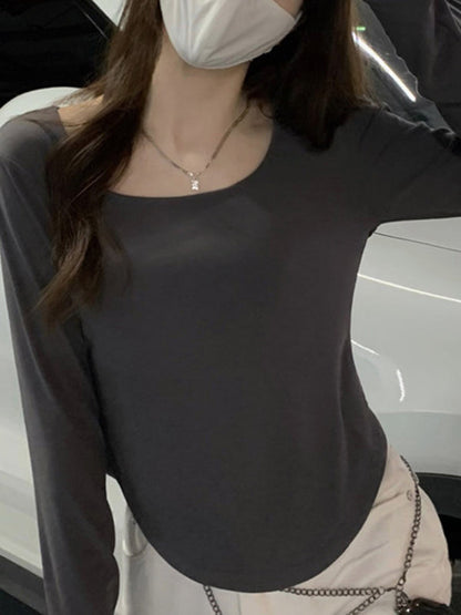 A Vintage Style T-Shirt with Delicate Timeless Details