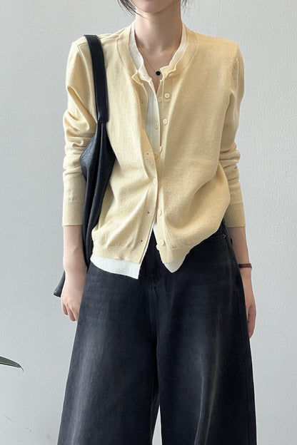 Classic Vintage & Enduringly Stylish Cardigan