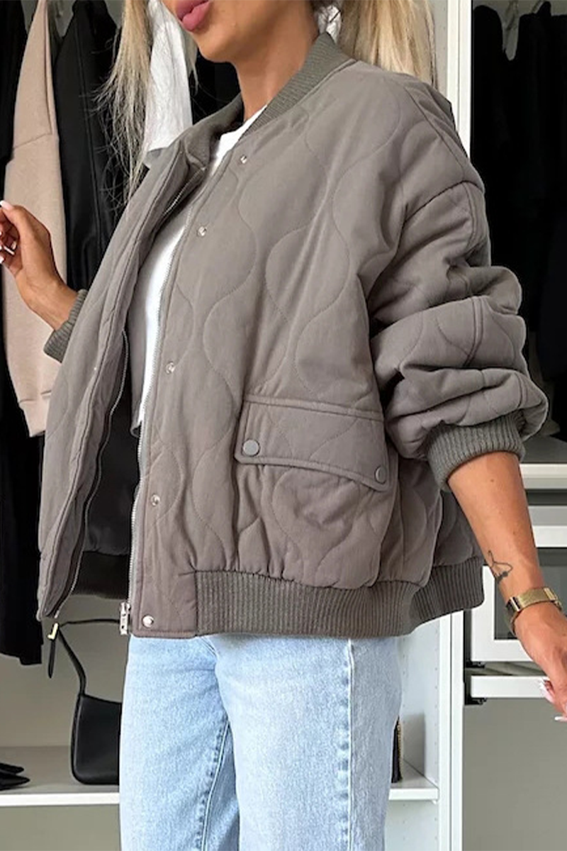 Sophisticated Garment with a Clean Classic Look