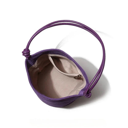 Classic Vintage Bag with a Flattering Fit