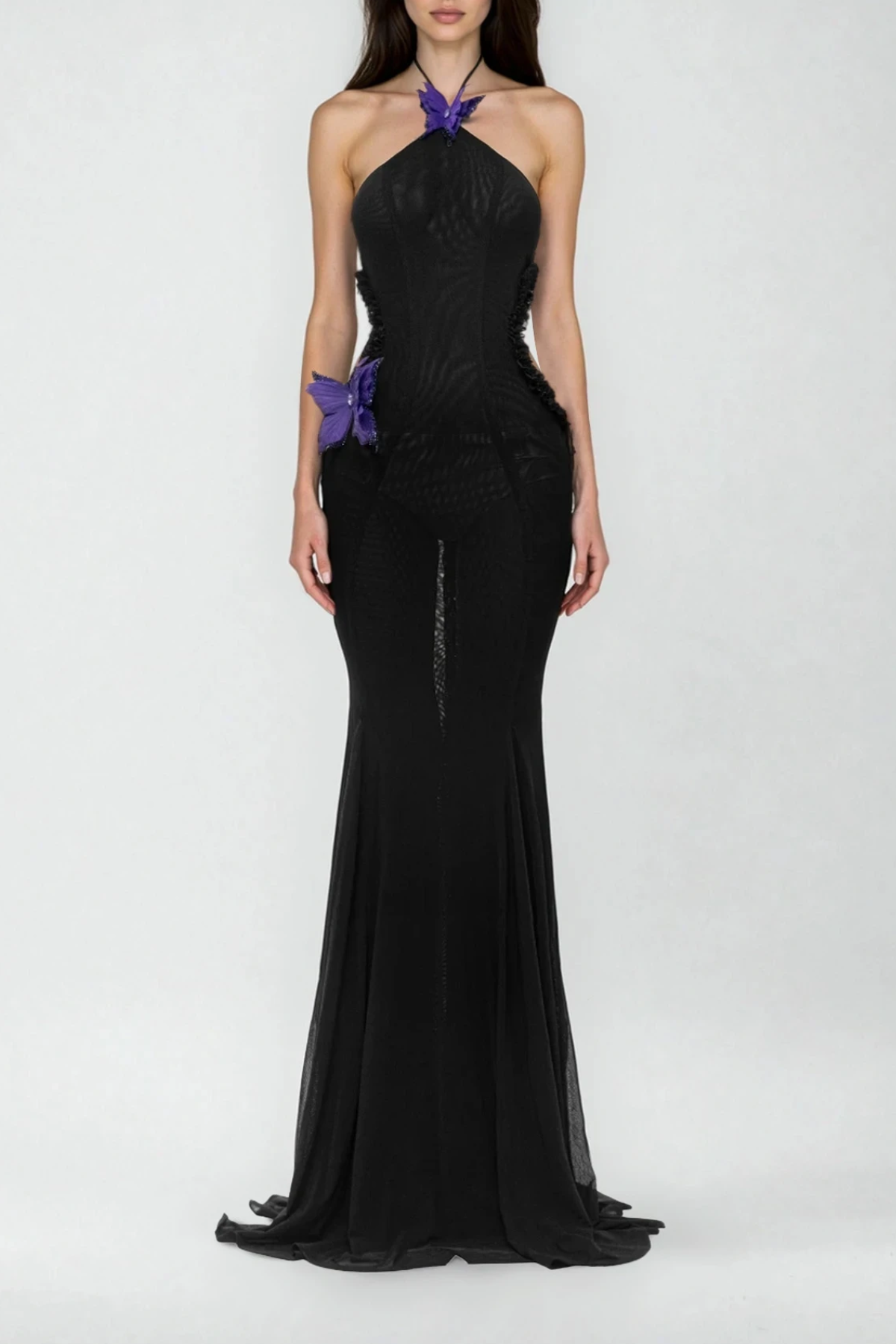 Beautifully Finished Dress in a Timeless Design