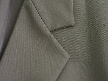 Elegantly Styled Pants for Everyday Wear