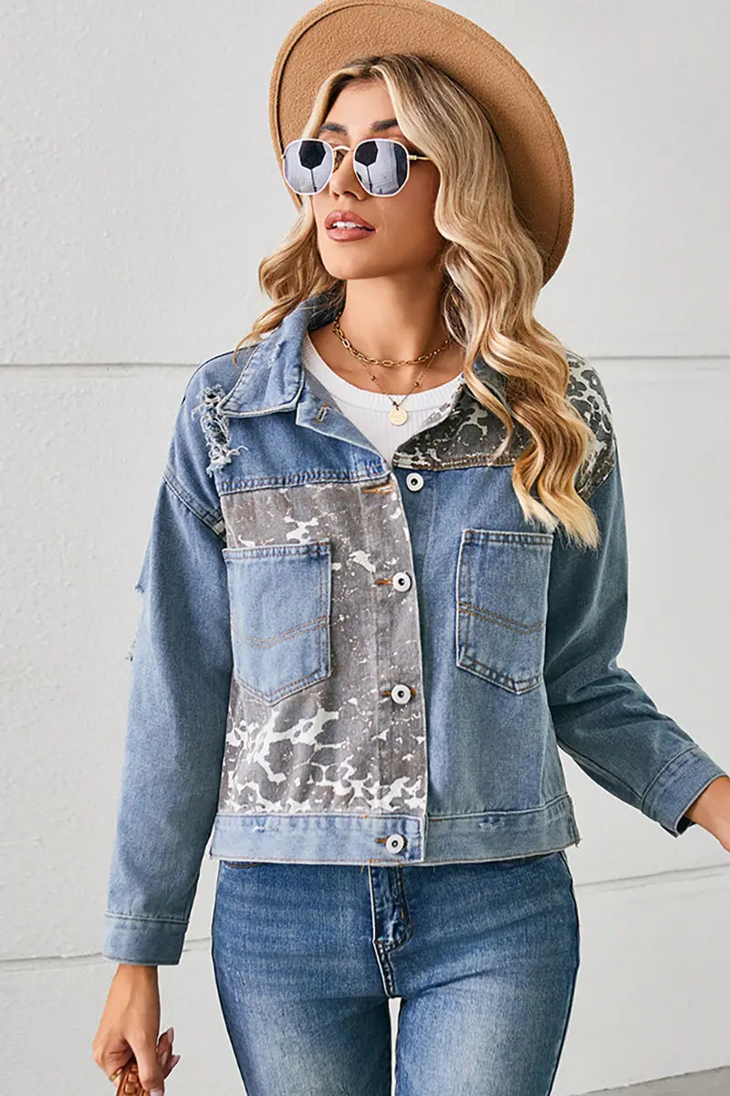 Gracefully Styled Jacket for Any Occasion