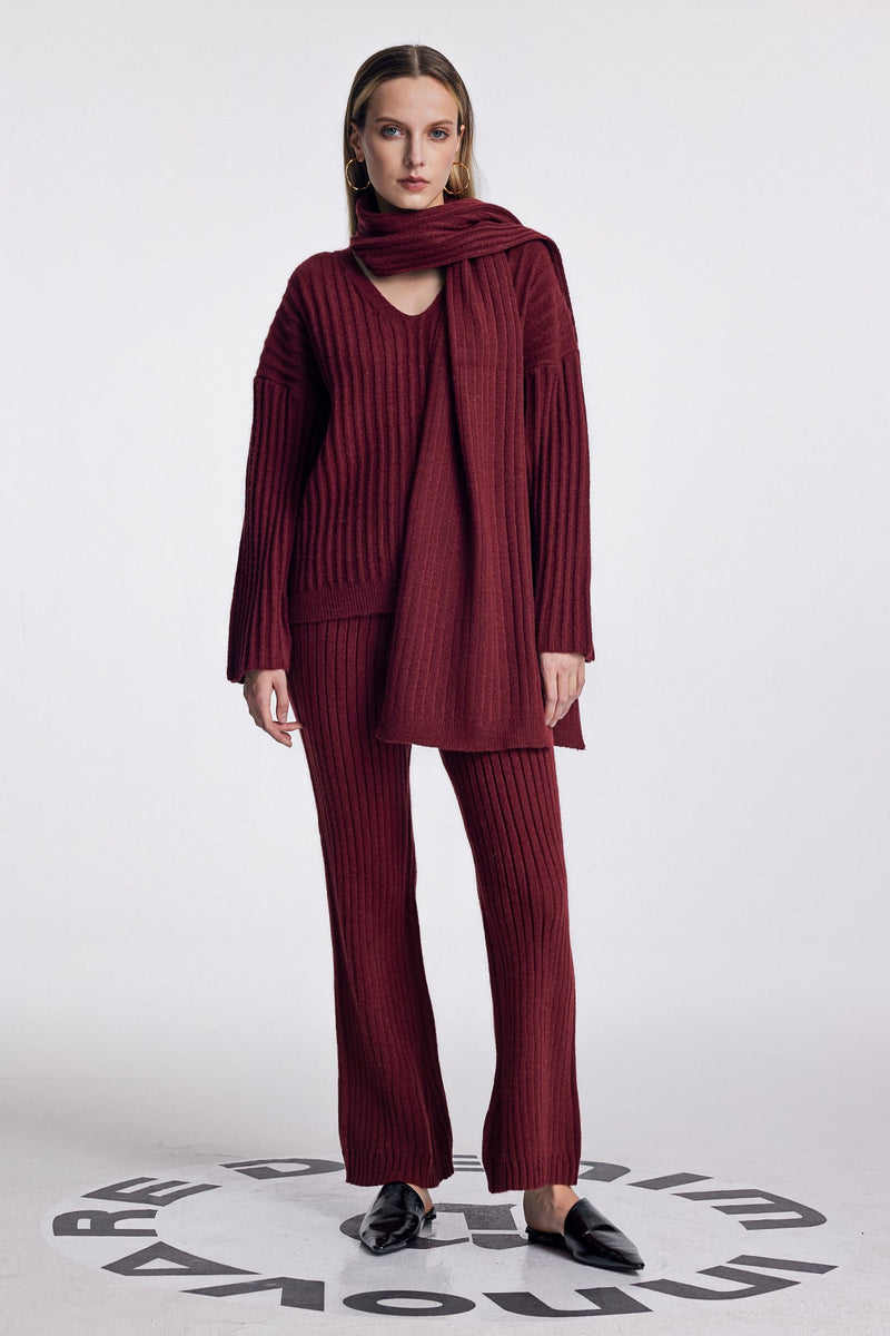 Sophisticated Pants with a Clean Classic Look