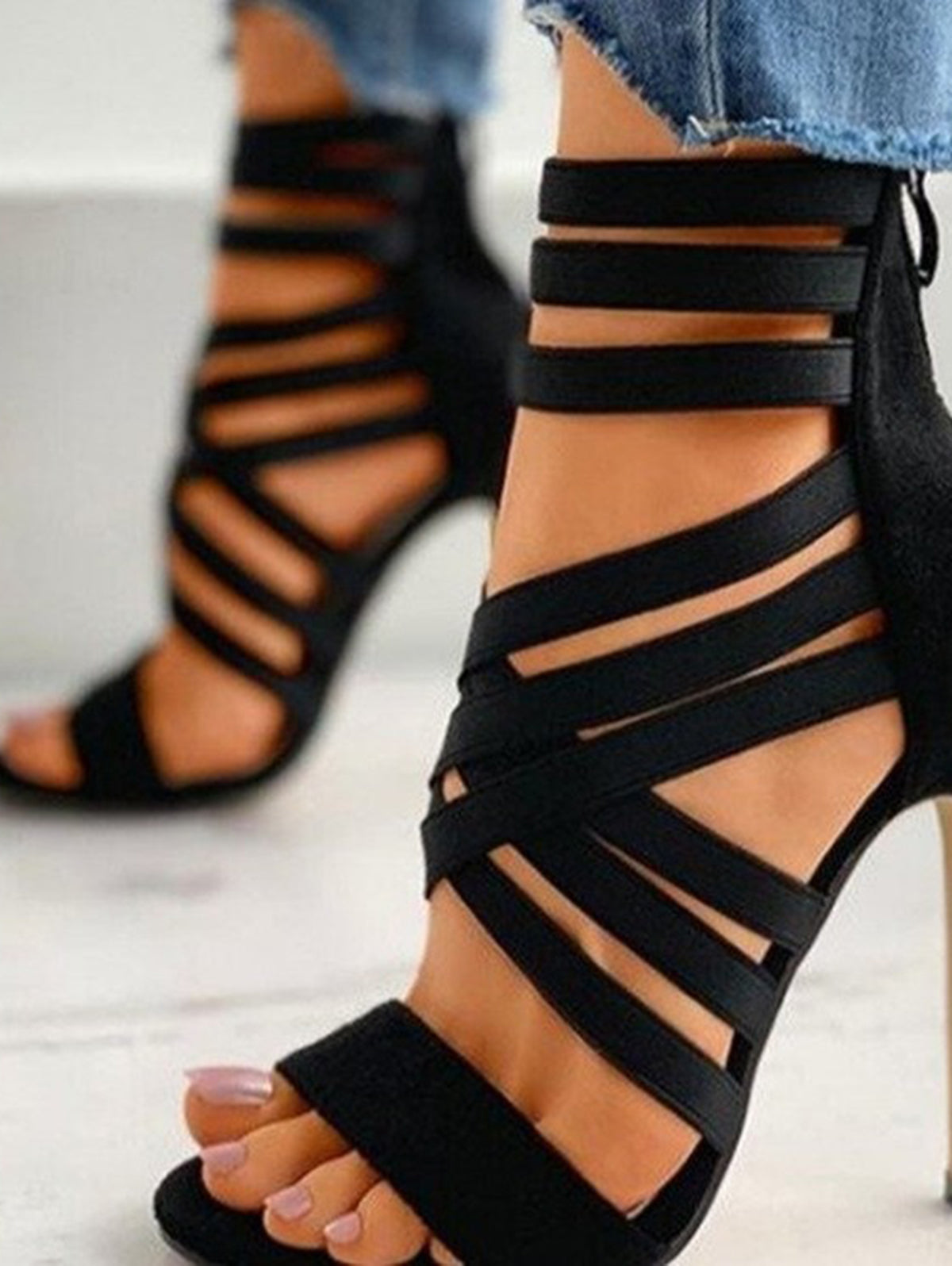 A Vintage Style Heels with Delicate Timeless Details
