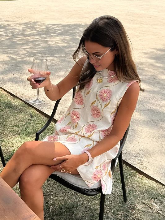 Sophisticated Dress with a Clean Classic Look