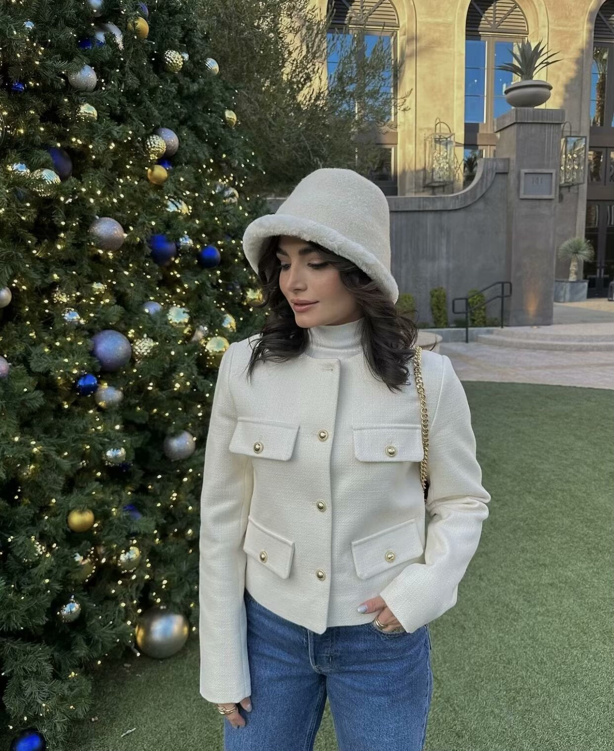 Polished Jacket with an Effortless Classic Look